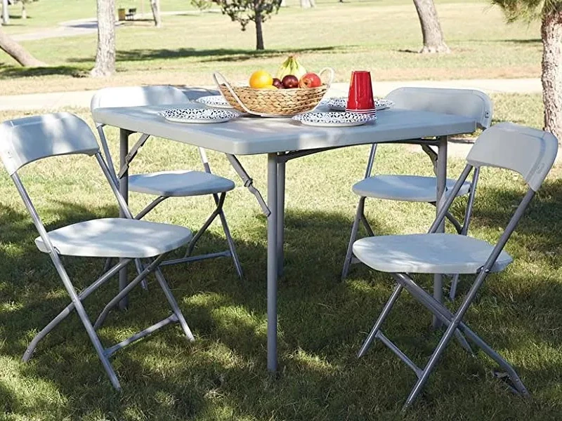 Tavolo pieghevole rettangolare in plastica